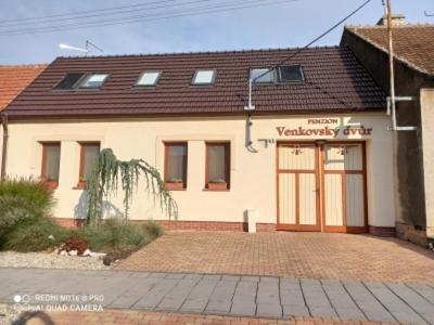 Penzion Venkovsky Dvur Hlohovec Ngoại thất bức ảnh